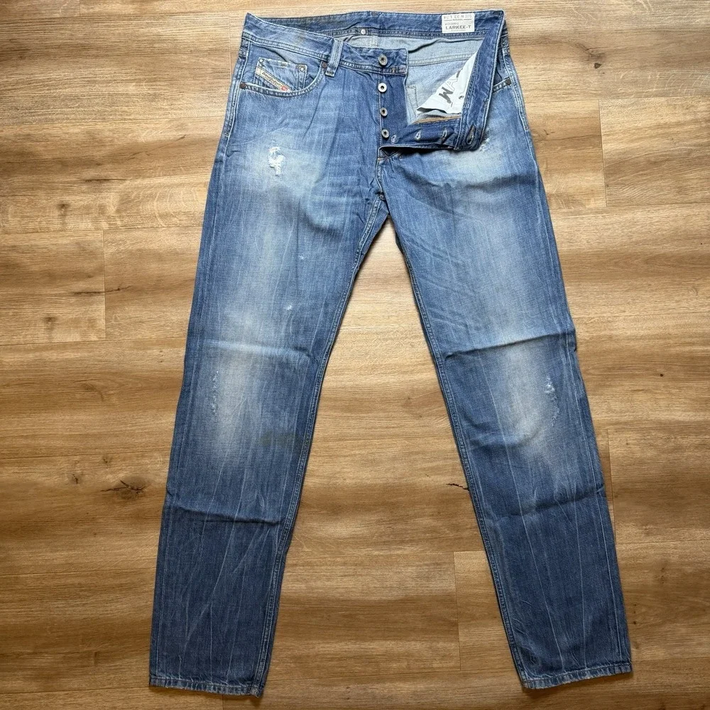 Diesel Larkee-T Jeans Men 33x34 Blue Regular Tapered Distressed‎ Denim 008V1